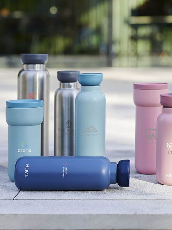 Nachhaltige Trinkflasche für Outdoor-Aktivitäten, umweltfreundlicher Werbeartikel für Naturliebhaber