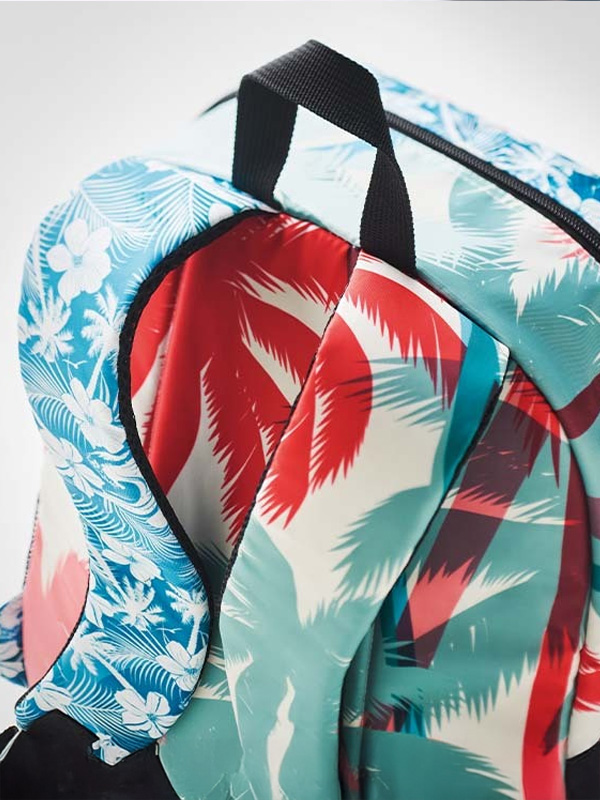 individuell gestaltbarer Rucksack Merchandise Mitarbeitergeschenke