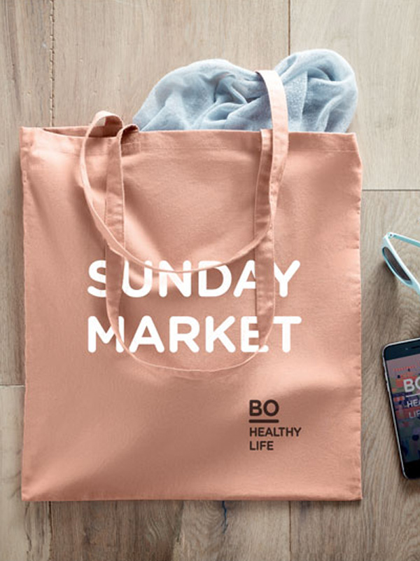 Bereit für den Einsatz: Bedruckte Tragetasche, wartet auf den nächsten Transport deiner Marke