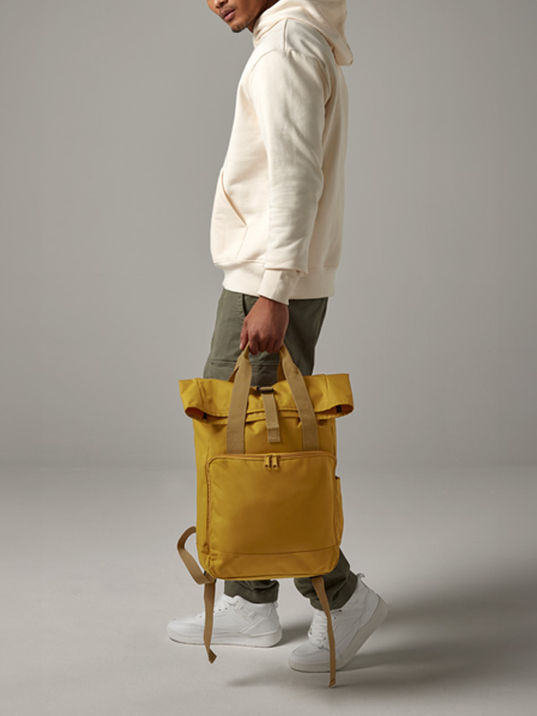 Gelber Rolltop Rucksack mit Griffen, personalisierte Merchandise Mitarbeitergeschenke