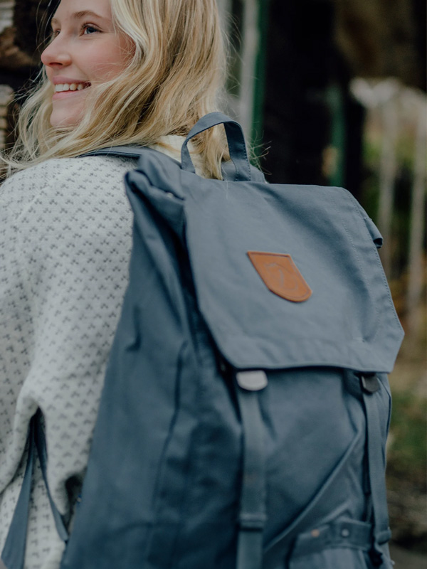 Blauer Vintage Rucksack mit Schnallen, personalisierte Merchandise Mitarbeitergeschenke