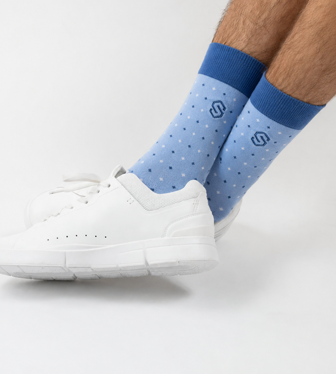 Alltags Socken On Feet